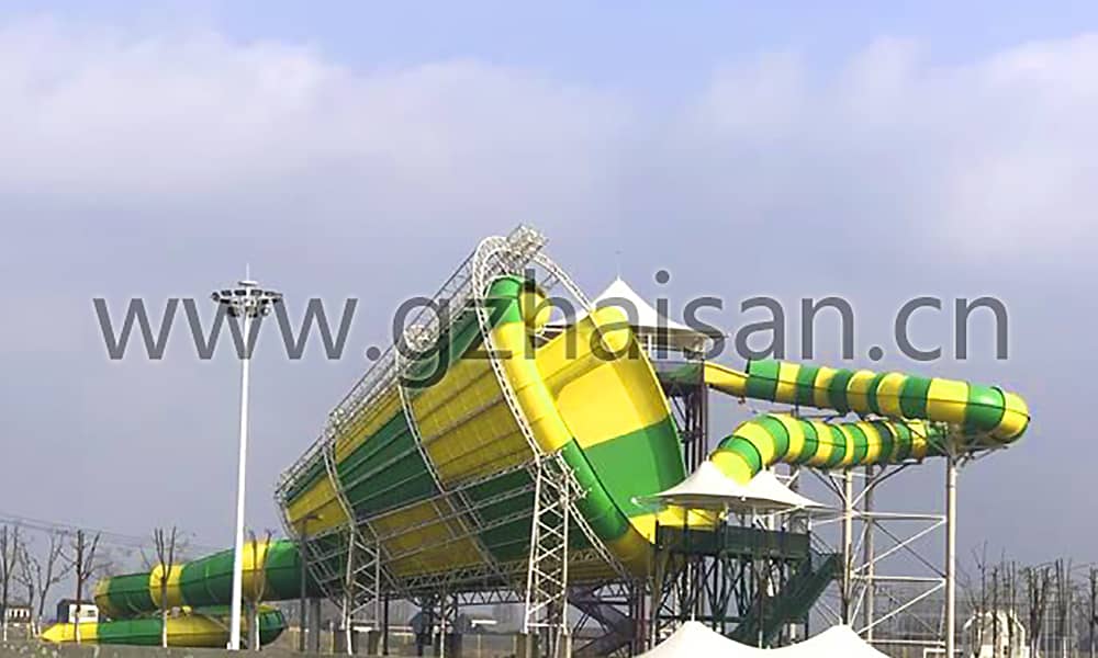 湖北仙桃华夏亚特兰蒂斯水乐园大喇叭滑道 湖北仙桃华夏亚特兰蒂斯水乐园大喇叭滑道